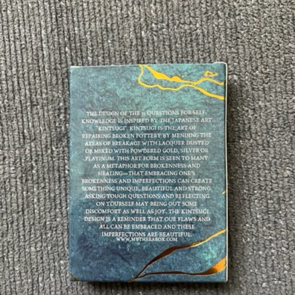 Discover Yourself: A Question A Day Card Deck - Picture 3 of 4